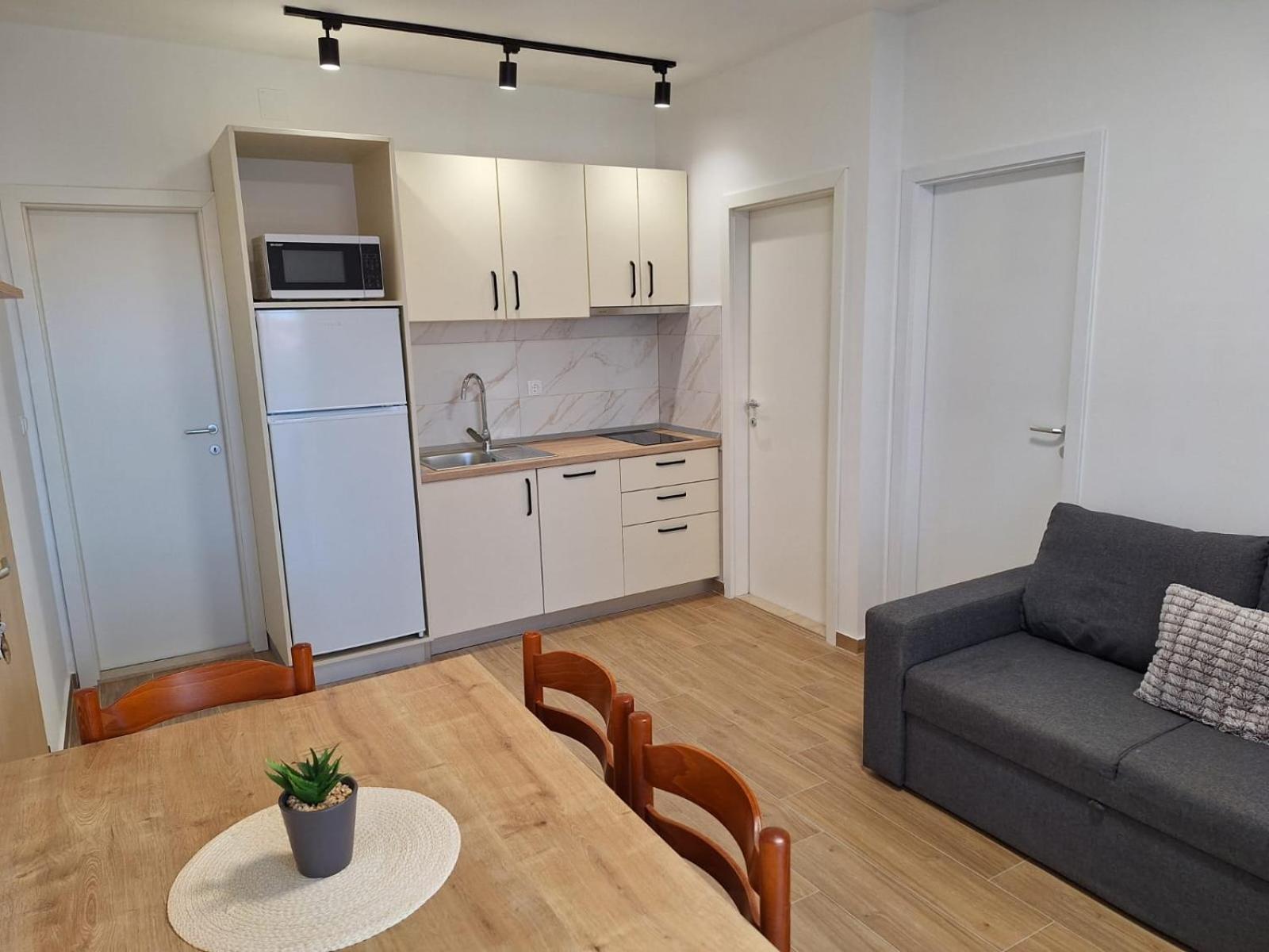 Apartmani Marino Privlaka  Exterior photo