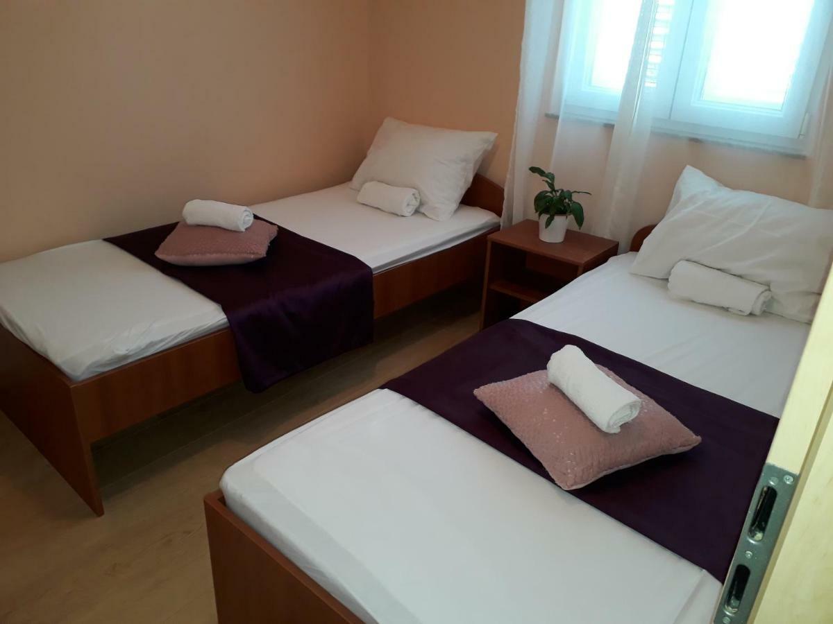 Apartmani Marino Privlaka  Exterior photo