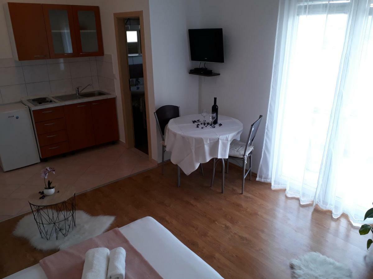 Apartmani Marino Privlaka  Exterior photo