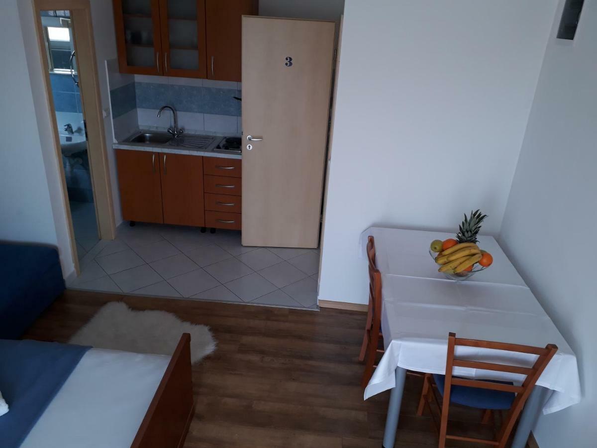 Apartmani Marino Privlaka  Exterior photo