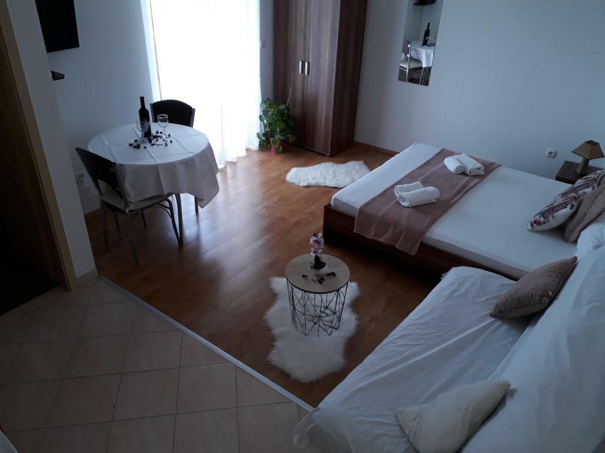 Apartmani Marino Privlaka  Exterior photo